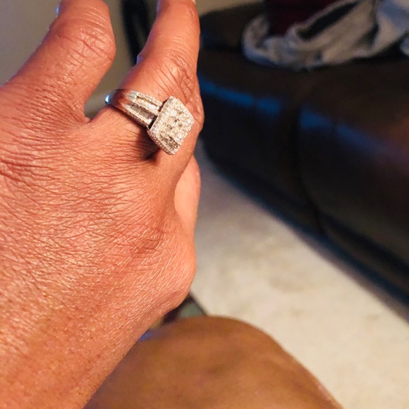 My new ring - Picture 2 of 3